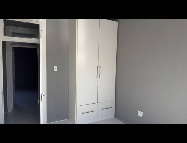 6 BEDROOM FREESTANDING FOR SALE IN WINDERMERE